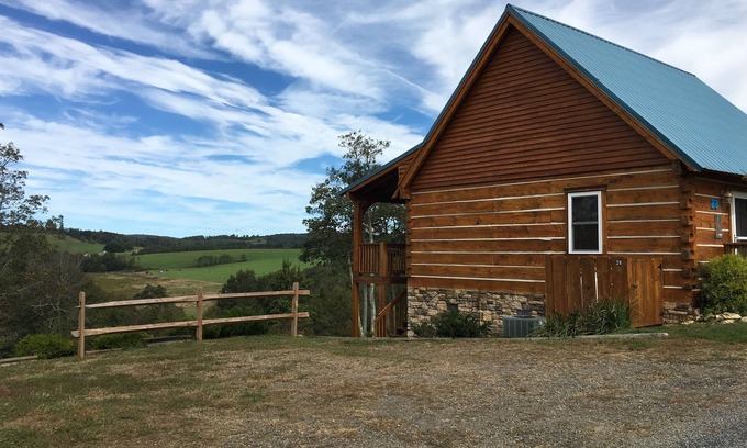 Vesta Cabin | Perfect Getaway off the BR Parkway. Close to Mabry Mill, views, and wineries