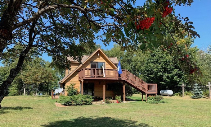 Grand Marais House | Perfect Grand Marais Get-Away! Pictured Rocks, snowmobile trails, beaches, etc