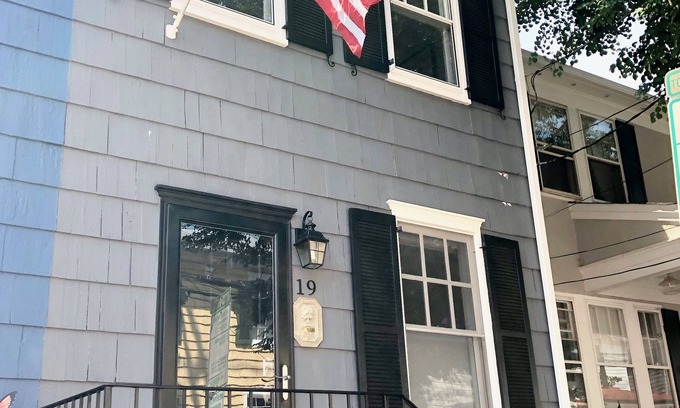 Historic District House | PERFECT LOCATION in the heart of history
