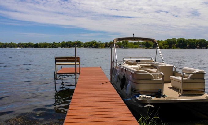 Tichigan House | Pet Friendly 2 Lakefront Cottages with Pontoon Boat, Kayaks, Firepit and Sandbar