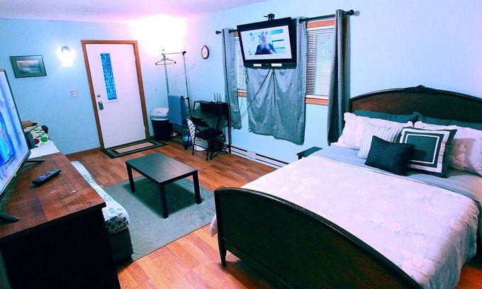 Cornell Apartment | Pet Friendly, Brunet Island Studio, Ice Age Trail, Old Abe Trail, Kayak Docks