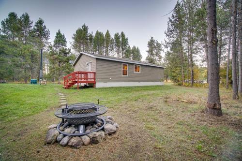 Cascade House | Pet-Friendly Cascade Vacation Rental with Fire Pit!