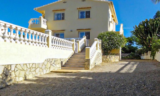 Oliva Old Town House | Pet friendly home in La Font den Carros