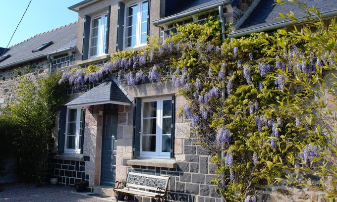Pleneuf-Val-Andre House | Pet friendly 2 bed house in Pleneuf Val Andre