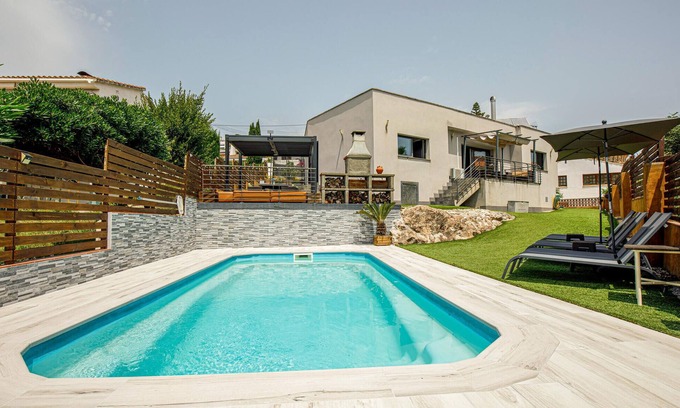 Santa Susanna House | Pet friendly home in Santa Susanna