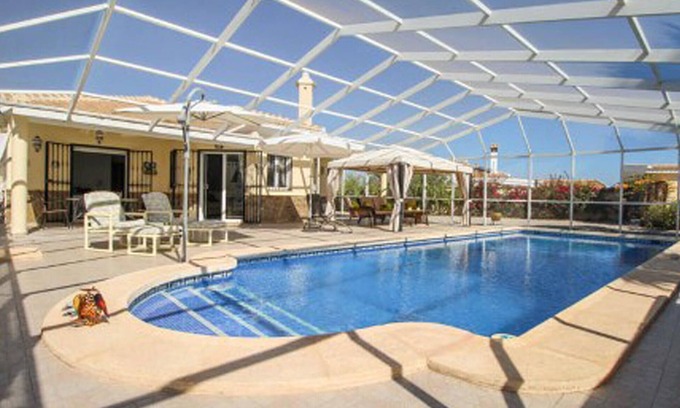 Arboleas House | Pet friendly home in ARBOLEAS