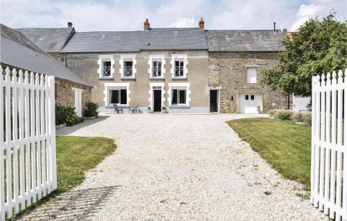Anctoville House | Pet Friendly Home In Aurseulles