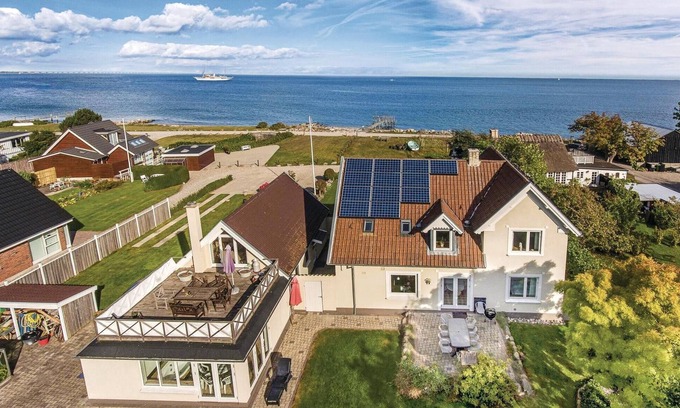 Frørup House | Pet friendly home in Frørup with sauna