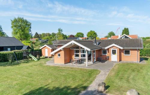 Hejlsminde Strand House | Pet Friendly Home In Hejls With Sauna - F04167