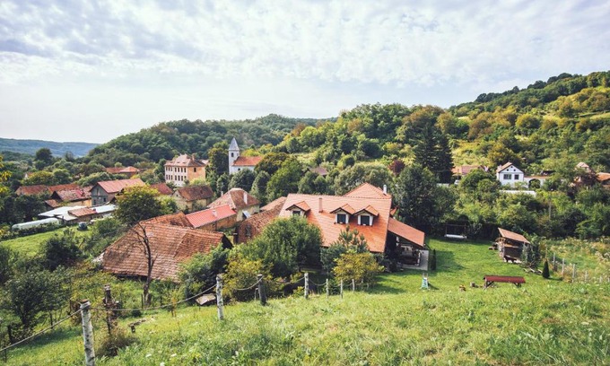 Seica Mare House | Petershaus - casa de vacanța și distractie.