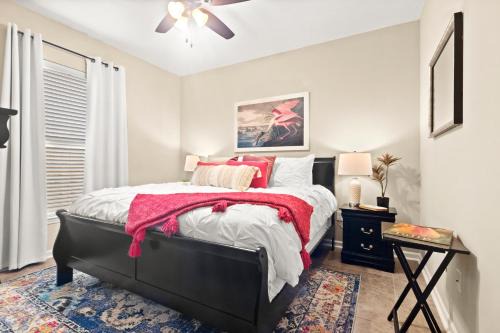 Lake Charles House | Petfriendlymid-term Stays2king Beds&desk