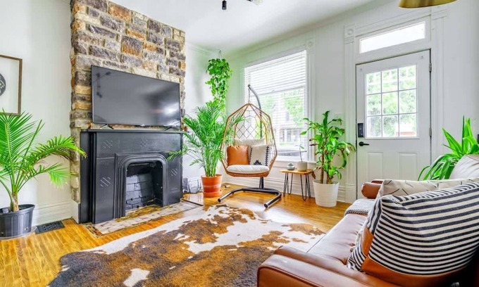 Downtown Columbus House | Pets – Parking Free – Convention - Short North