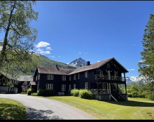 Sunndal Hotel | Phillipshaugen Lodge