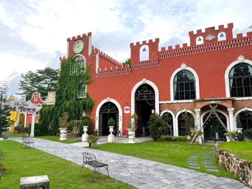 Nakhon Nayok Resort | Phuiyara Resort