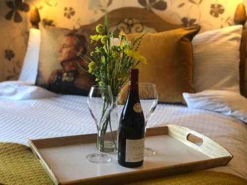 United Kingdom House | Picturesque Village House