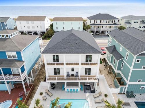Ocean Isle Beach House | Pier 42 Vacations Brand New A Shell of a Time