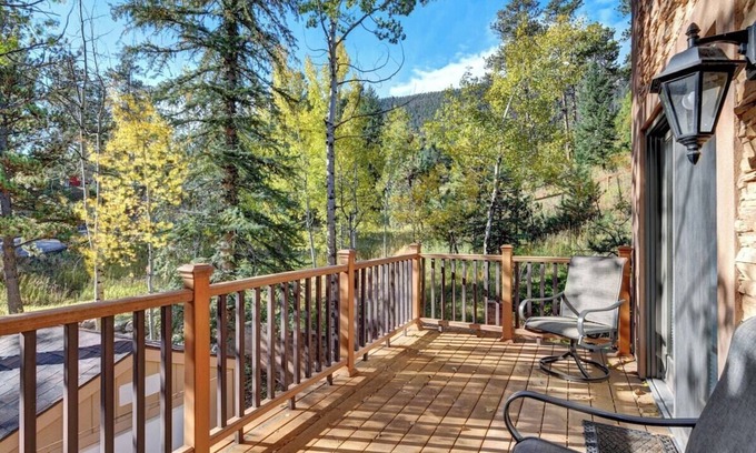 Cascade-Chipita Park House | Pike's Moosa Lodge Su