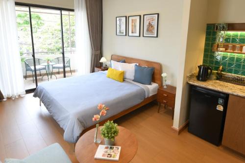 Khao San House | Pillow & Paper