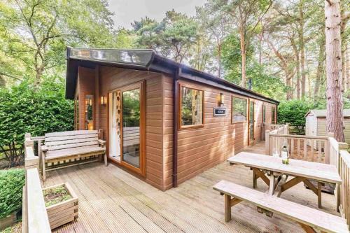 Weybourne House | Pine Lodge - Norfolk Cottage Agency
