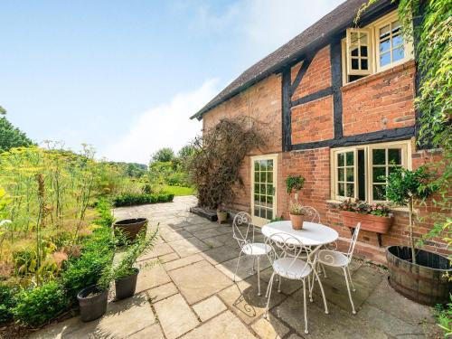 Uckinghall House | Pinley Hill House