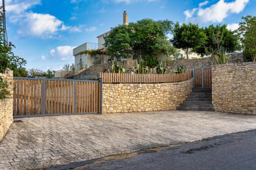 Piperitsa Apartment | Piperitsa house for nomads or families in the countryside