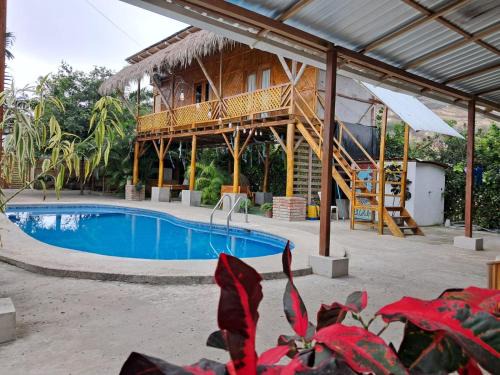 Puerto Lopez House | PiscinaCascolHostal
