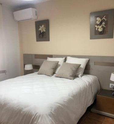 Santa Cruz de la Zarza Apartment | Piso NUEVO Plaza de la Constitución Sta Cruz de la Zarza