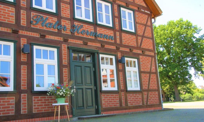 Luechow Hotel | Plater Hermann