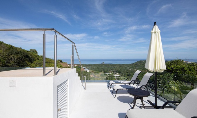 Brasilito House | Playa Flamingo – charming 2BR ocean view Casa Ayla