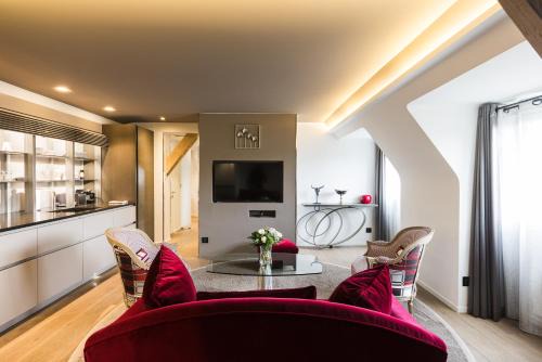 Sarlat-la-Caneda Historic Center Hotel | Plaza Madeleine & Spa