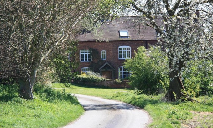 Kenilworth Bed & Breakfast | Pleasance Farm B&B