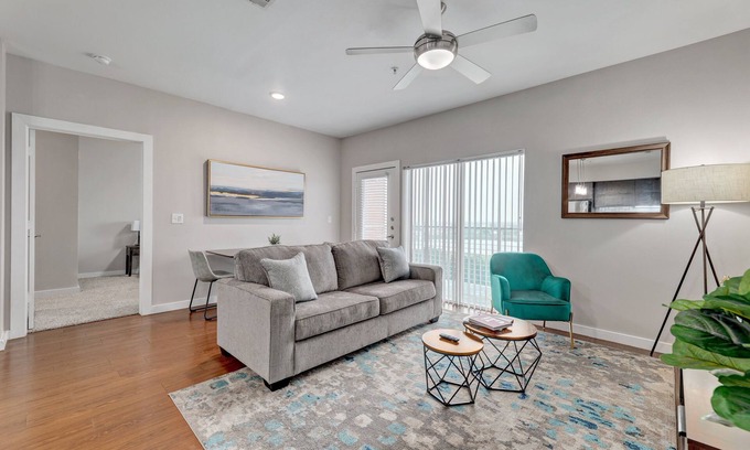 Cedar Park Apartment | Plush 2Br Cal King Suite Close to Everything