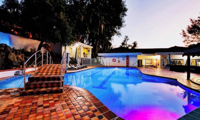 El Poblado Villa | POBLADO 12 BEDROOM MANSION POOL JACUZZI BUTLER AC