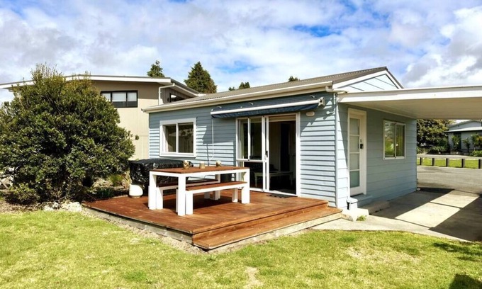 Pohara House | Pohara's Seaside Chalet - Cosy Beach Stay