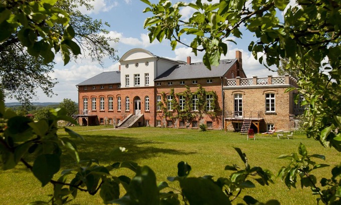 Alt Suhrkow Apartment | Pohnstorf manor house - Apartment Signora