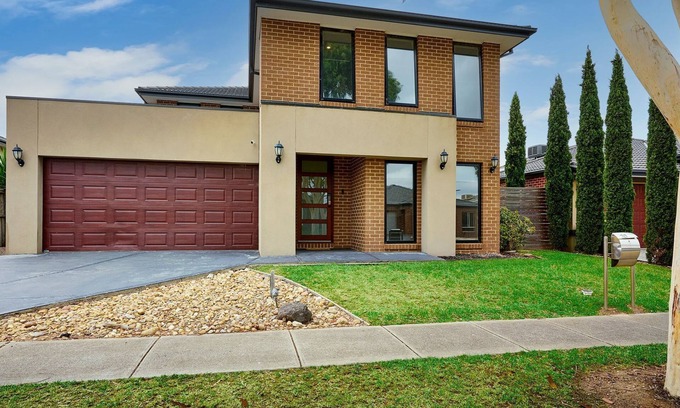Point Cook House | Point Cook Serenity Stay 4 Bedrooms
