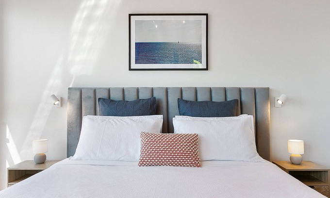 Apollo Bay Villa | Point of View Villa 3 of 5 Absolute Ocean Views