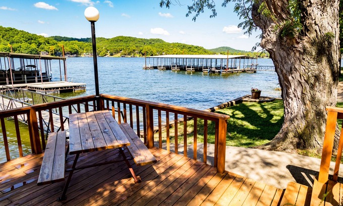 Camdenton Apartment | Point View Resort