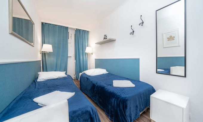 Mirow Bed & Breakfast | Pokój w mieszkaniu w centrum Warszawy