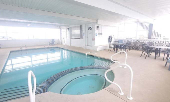 Hampton Condo | POOL and BEACH