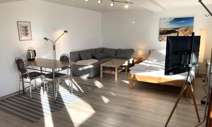 Schnackenburg Apartment | Pool-Zimmer in Schnackenburg