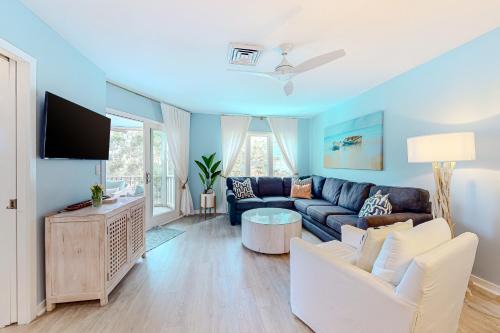 Isle of Palms Apartment | Port O' Call G-303
