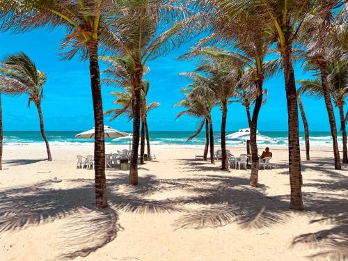 Porto das Dunas Apartment | Porto das Dunas Apê na Areia com Banheira Relaxante e acesso direto para a praia! Ideal para Famílias, Lazer e Conforto