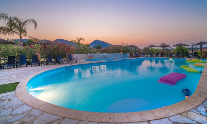 Porto Koukla Hotel | Porto Koukla Beach Hotel