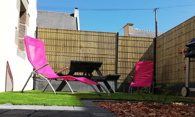 Ploudalmezeau House | Portsall Small House