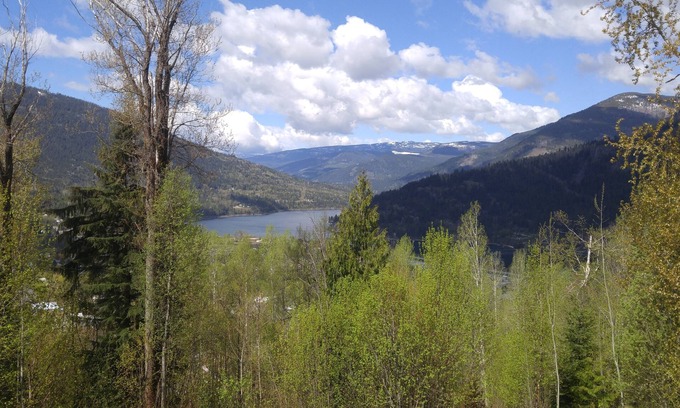 Nelson House | Post and beam, beautiful house, overlooking Nelson and Kootenay Lake.