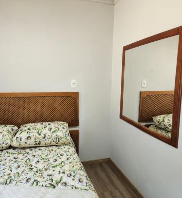 Nova Nazare House | Pousada A Casinha próximo aos Caminhos de Pedra