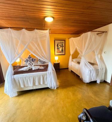 Historic Center Hotel | Pousada Arraial Colonial, Localizada no Centrinho e de Fácil Acesso a Praia e a Rua Mucugê