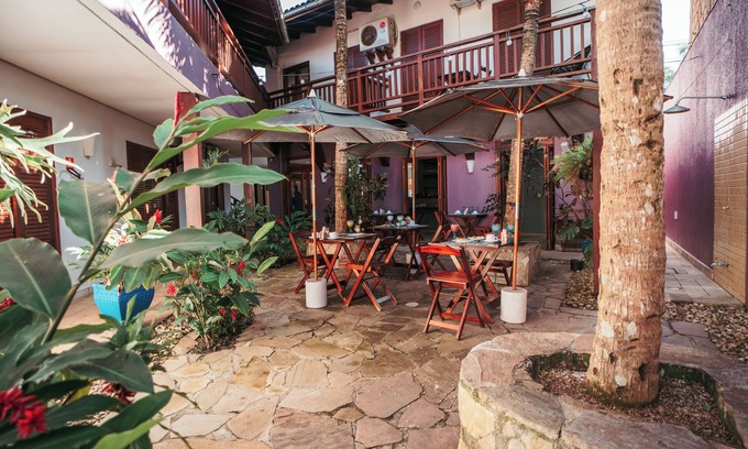 Barra do Sahy Hotel | Pousada Brigitte