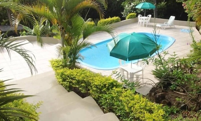 Bombas Hotel | Pousada Elfos